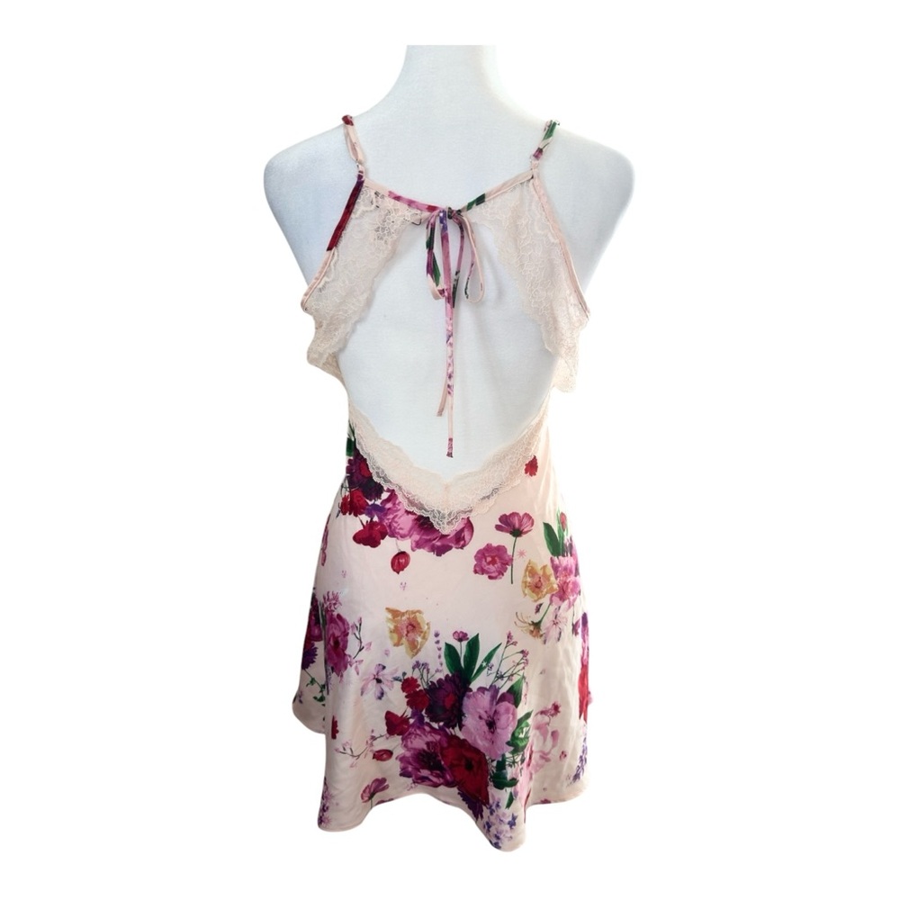 Victoria Secret Stretch Satin Floral Lace Cutout Slip Pink Size S - Picture 4 of 8